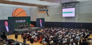 Lee más sobre el artículo Éxito rotundo en la producción técnica del evento de Mercadona en Valencia